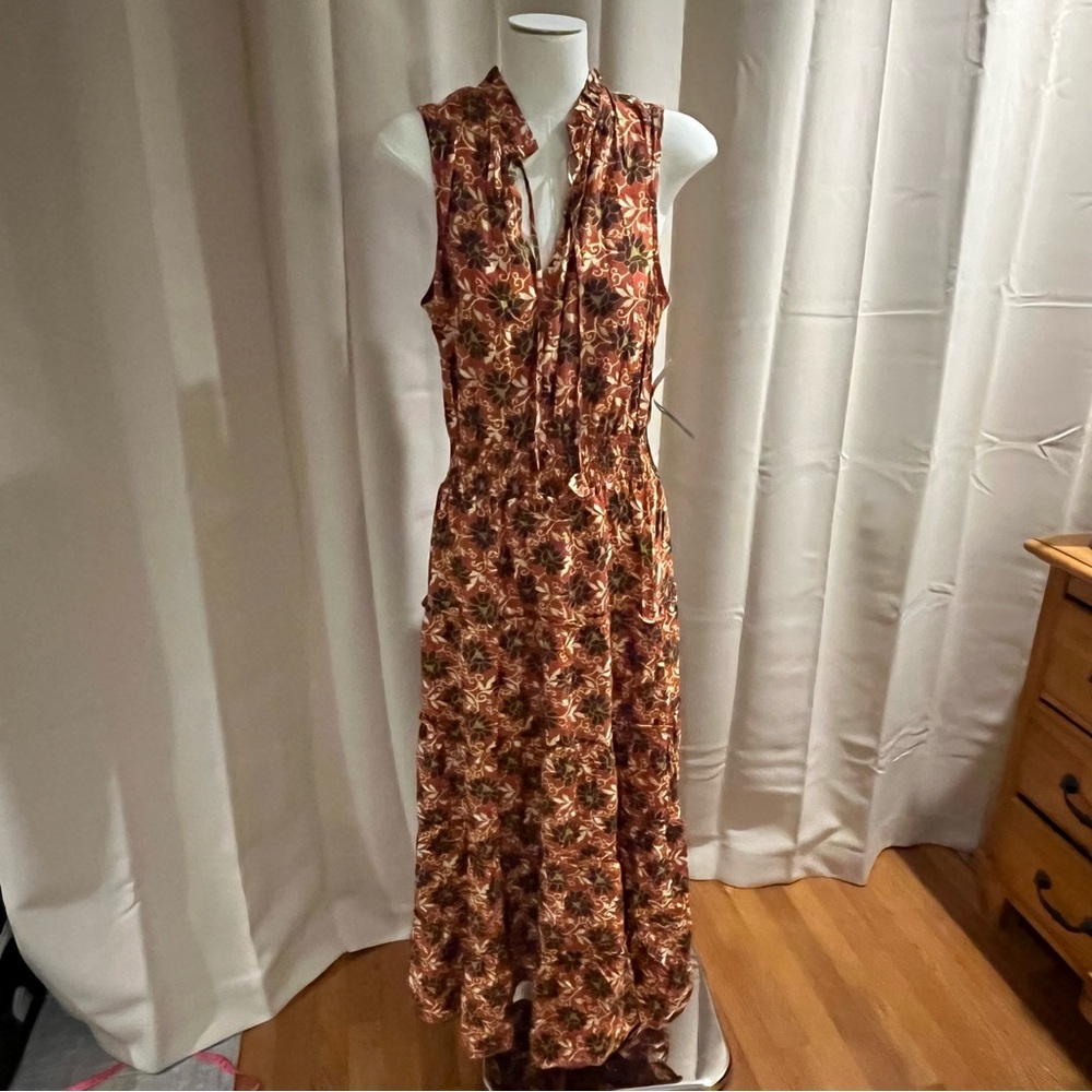 Floral Sleeveless Maxi Dress